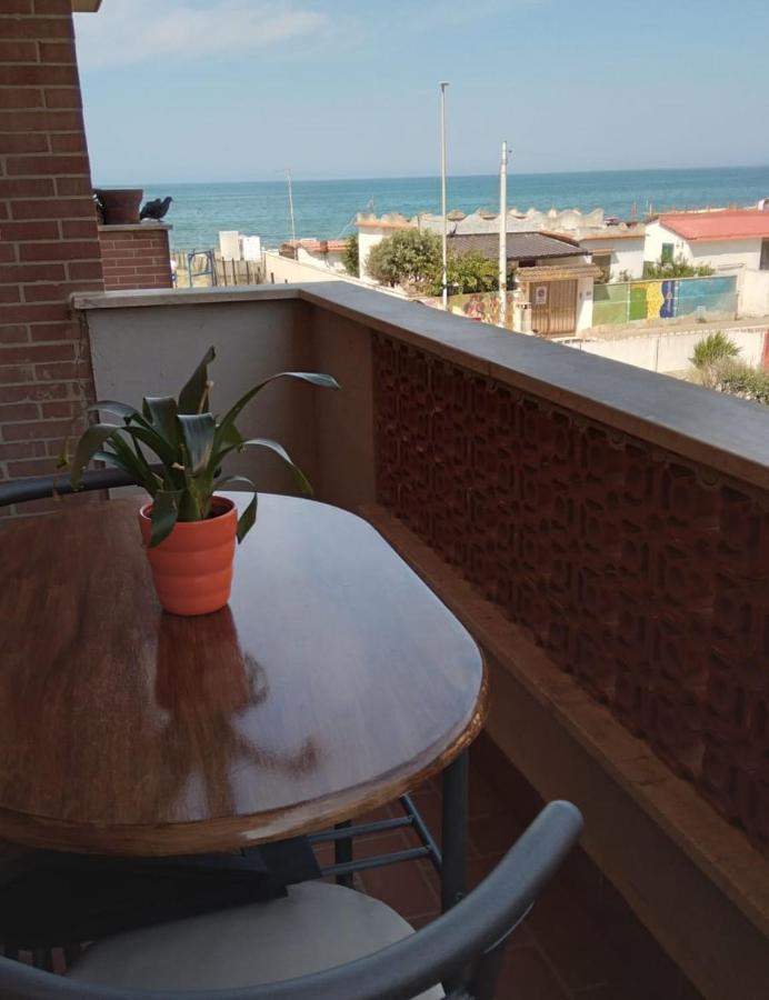 Tula 4 - Appartamento Vista Mare Passoscuro Exterior photo